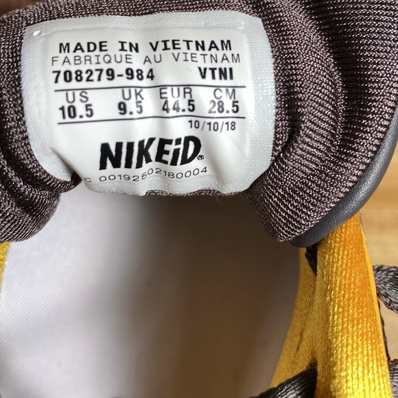 NikeID Air Max 90 Premium Custom 2010 Gold White Black Mens size 10.5 Rare - Picture 7 of 7